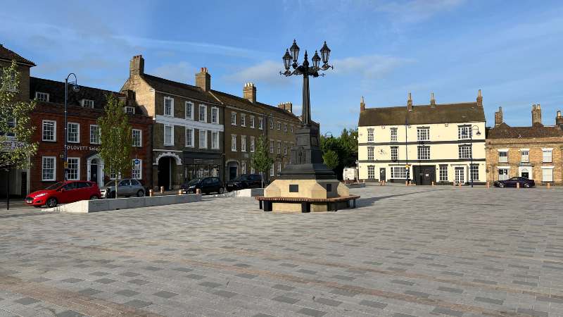 Short-term Rental Opportunities- Why Bedfordshire is Becoming a Hotspot for Serviced Accommodation - St Neots Market Square